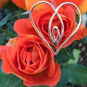 beautiful sterling silver pendant